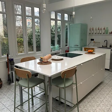 Gem With Garage For Motorsport Fans וילה *