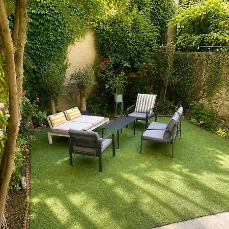 Gem With Garage For Motorsport Fans * Le Mans
